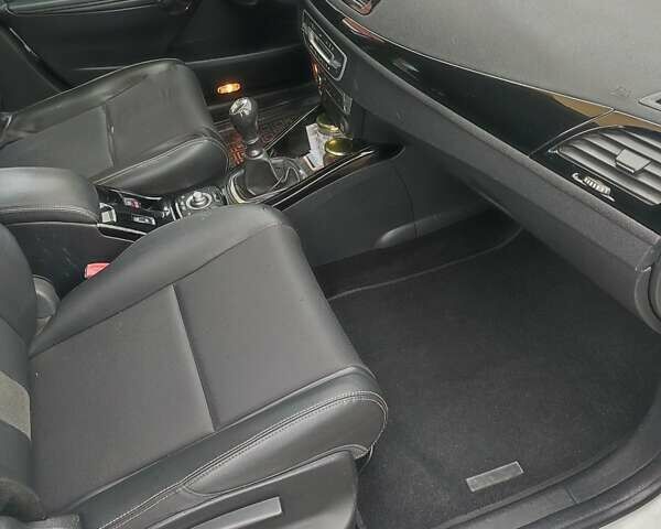 Рено Меган 2013 в Буче на Automoto.ua Белый Рено Меган, объемом двигателя 1.46 л и пробегом 270 тыс. км за 7000 $, фото 9 на Automoto.ua