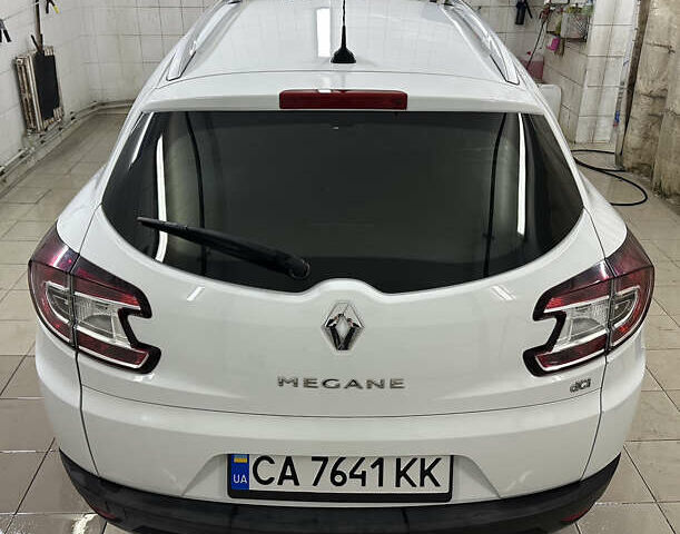 Білий Рено Меган, об'ємом двигуна 1.46 л та пробігом 238 тис. км за 8350 $, фото 2 на Automoto.ua