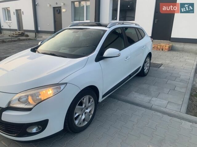 Білий Рено Меган, об'ємом двигуна 1.46 л та пробігом 398 тис. км за 6100 $, фото 3 на Automoto.ua