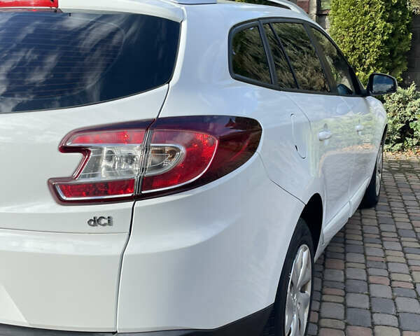 Білий Рено Меган, об'ємом двигуна 1.5 л та пробігом 199 тис. км за 8250 $, фото 14 на Automoto.ua