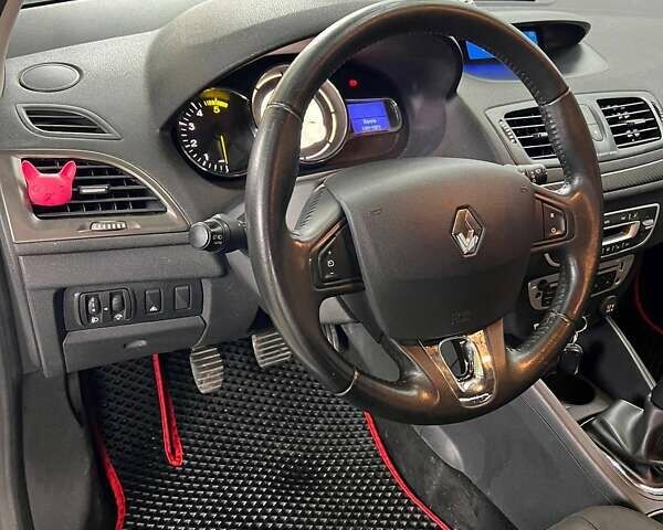 Белый Рено Меган, объемом двигателя 1.5 л и пробегом 279 тыс. км за 7300 $, фото 41 на Automoto.ua