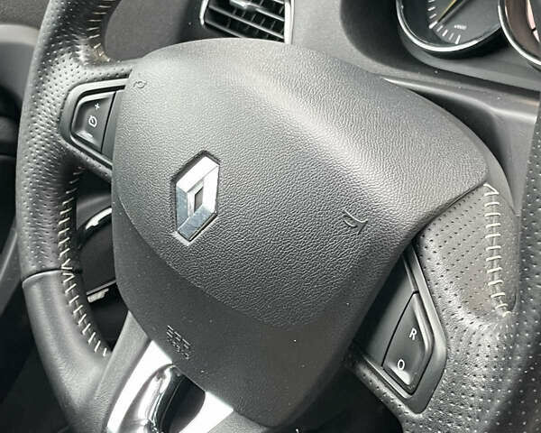 Белый Рено Меган, объемом двигателя 1.46 л и пробегом 308 тыс. км за 8700 $, фото 13 на Automoto.ua