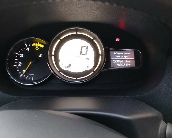 Білий Рено Меган, об'ємом двигуна 1.5 л та пробігом 279 тис. км за 8150 $, фото 3 на Automoto.ua