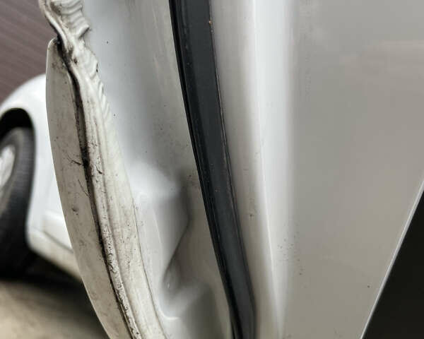 Белый Рено Меган, объемом двигателя 1.46 л и пробегом 305 тыс. км за 8500 $, фото 41 на Automoto.ua