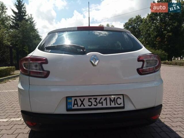 Белый Рено Меган, объемом двигателя 1.46 л и пробегом 236 тыс. км за 6999 $, фото 4 на Automoto.ua