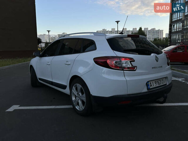 Білий Рено Меган, об'ємом двигуна 1.5 л та пробігом 402 тис. км за 7800 $, фото 5 на Automoto.ua