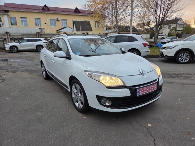 Белый Рено Меган, объемом двигателя 1.5 л и пробегом 226 тыс. км за 7300 $, фото 17 на Automoto.ua