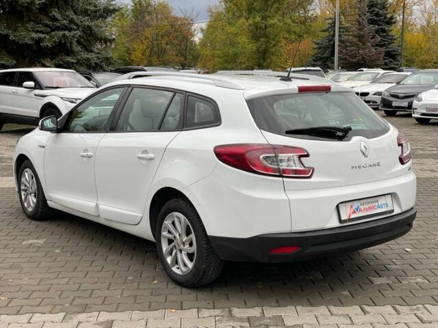 Рено Меган 2013 в Кривом Роге на Automoto.ua Белый Рено Меган, объемом двигателя 1.5 л и пробегом 148 тыс. км за 9100 $, фото 3 на Automoto.ua