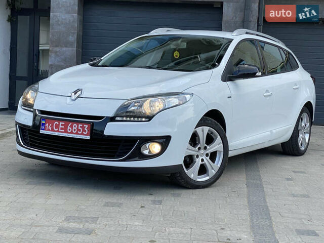 Білий Рено Меган, об'ємом двигуна 1.5 л та пробігом 226 тис. км за 8700 $, фото 1 на Automoto.ua
