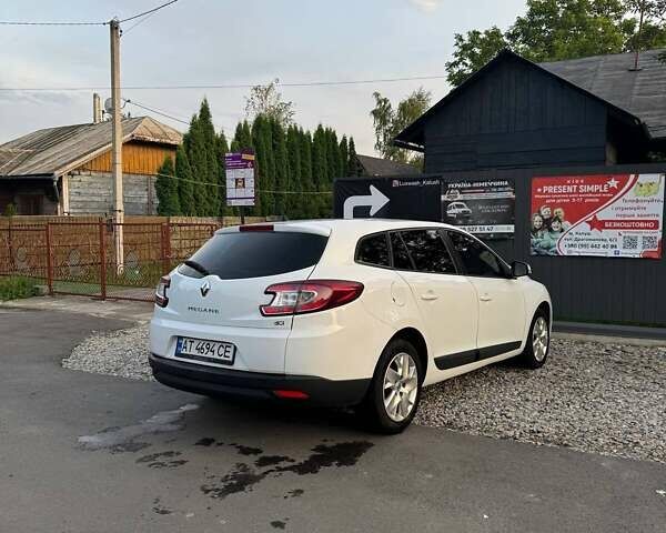 Білий Рено Меган, об'ємом двигуна 1.5 л та пробігом 220 тис. км за 7200 $, фото 23 на Automoto.ua