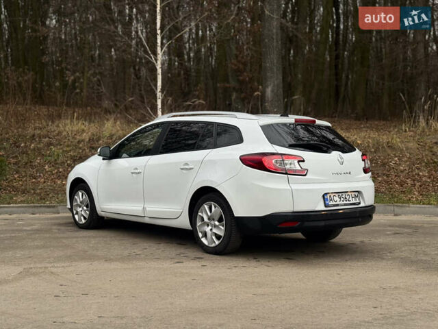 Білий Рено Меган, об'ємом двигуна 1.46 л та пробігом 245 тис. км за 8500 $, фото 28 на Automoto.ua