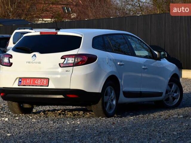 Белый Рено Меган, объемом двигателя 1.5 л и пробегом 232 тыс. км за 7800 $, фото 11 на Automoto.ua