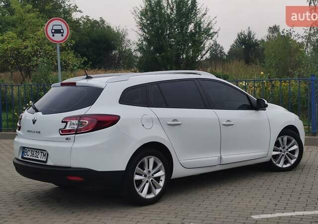 Белый Рено Меган, объемом двигателя 1.46 л и пробегом 250 тыс. км за 8150 $, фото 23 на Automoto.ua