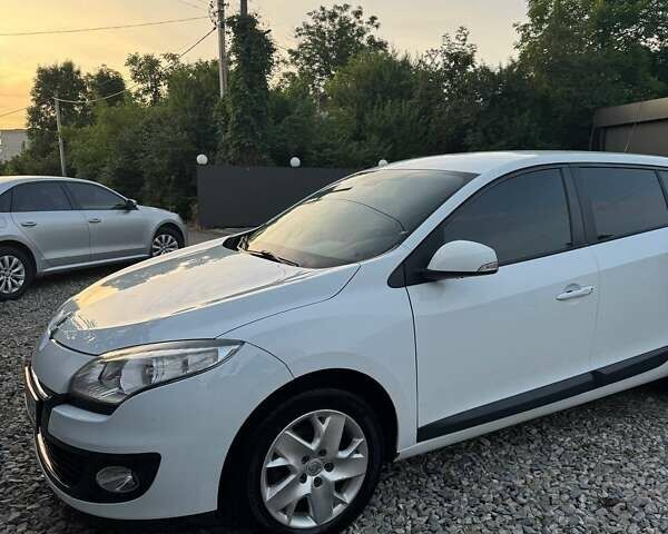 Білий Рено Меган, об'ємом двигуна 1.5 л та пробігом 220 тис. км за 7200 $, фото 31 на Automoto.ua