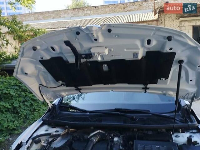 Білий Рено Меган, об'ємом двигуна 1.5 л та пробігом 299 тис. км за 8350 $, фото 24 на Automoto.ua