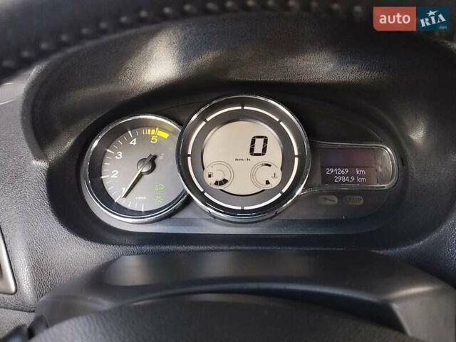 Білий Рено Меган, об'ємом двигуна 1.5 л та пробігом 299 тис. км за 8350 $, фото 14 на Automoto.ua