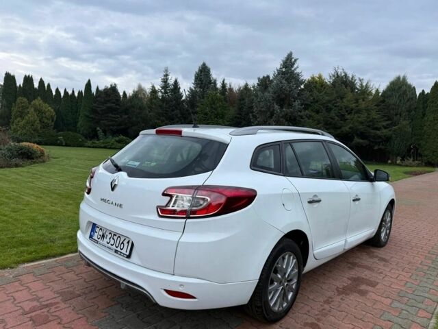 Белый Рено Меган, объемом двигателя 1.5 л и пробегом 188 тыс. км за 2300 $, фото 11 на Automoto.ua
