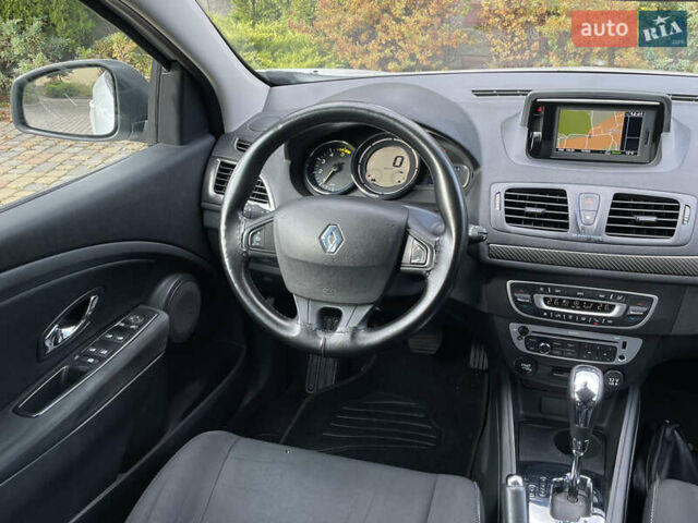 Білий Рено Меган, об'ємом двигуна 1.5 л та пробігом 199 тис. км за 8250 $, фото 32 на Automoto.ua