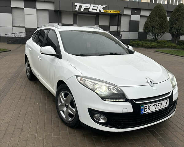 Білий Рено Меган, об'ємом двигуна 1.5 л та пробігом 271 тис. км за 8000 $, фото 6 на Automoto.ua