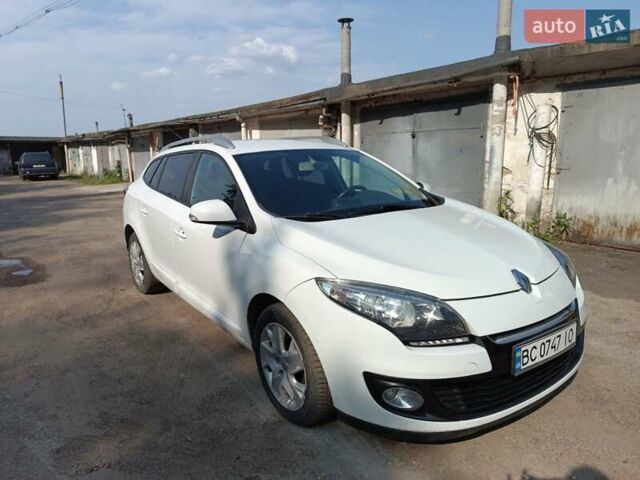Белый Рено Меган, объемом двигателя 1.5 л и пробегом 250 тыс. км за 7100 $, фото 3 на Automoto.ua