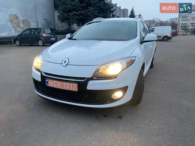 Белый Рено Меган, объемом двигателя 1.2 л и пробегом 146 тыс. км за 6600 $, фото 20 на Automoto.ua