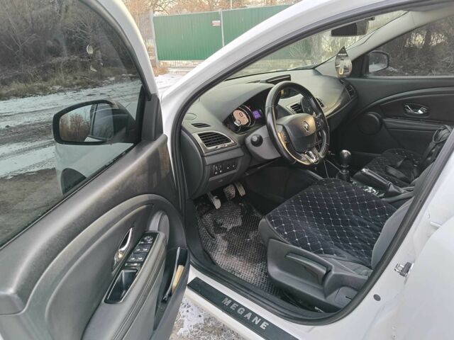 Білий Рено Меган, об'ємом двигуна 1.5 л та пробігом 306 тис. км за 7199 $, фото 11 на Automoto.ua