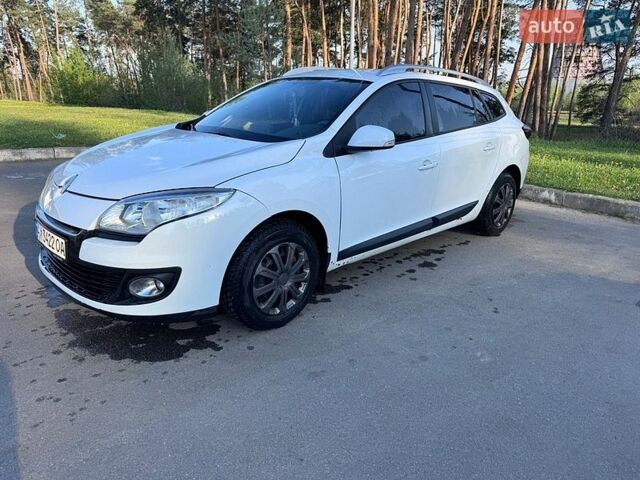 Белый Рено Меган, объемом двигателя 1.46 л и пробегом 275 тыс. км за 7250 $, фото 2 на Automoto.ua