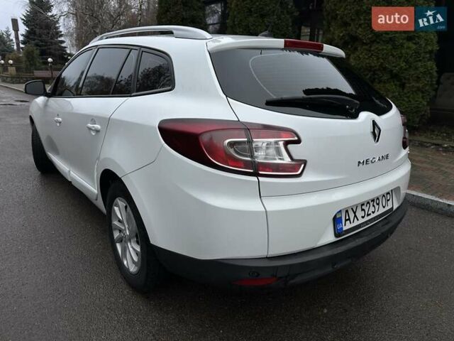 Білий Рено Меган, об'ємом двигуна 1.46 л та пробігом 243 тис. км за 8700 $, фото 4 на Automoto.ua