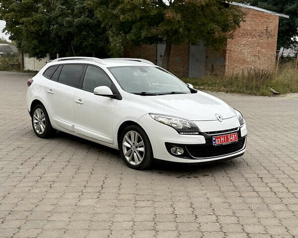 Белый Рено Меган, объемом двигателя 1.5 л и пробегом 236 тыс. км за 7900 $, фото 2 на Automoto.ua
