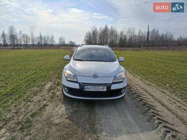 Белый Рено Меган, объемом двигателя 1.46 л и пробегом 340 тыс. км за 7900 $, фото 12 на Automoto.ua
