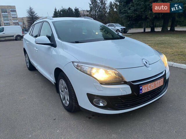 Белый Рено Меган, объемом двигателя 1.2 л и пробегом 146 тыс. км за 6600 $, фото 14 на Automoto.ua