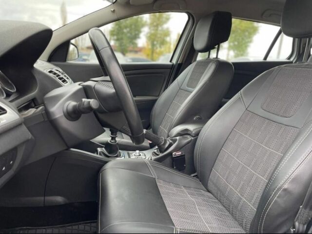 Белый Рено Меган, объемом двигателя 1.5 л и пробегом 148 тыс. км за 8999 $, фото 15 на Automoto.ua