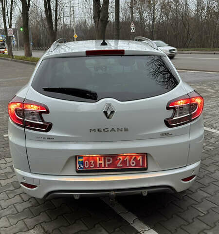Белый Рено Меган, объемом двигателя 1.5 л и пробегом 241 тыс. км за 10200 $, фото 10 на Automoto.ua
