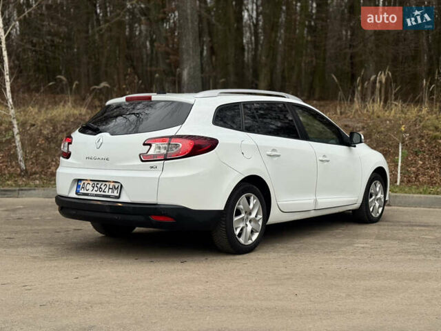 Білий Рено Меган, об'ємом двигуна 1.46 л та пробігом 245 тис. км за 8500 $, фото 27 на Automoto.ua