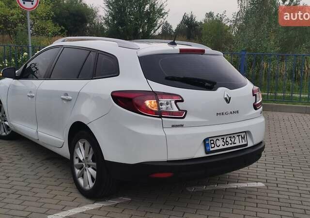Белый Рено Меган, объемом двигателя 1.46 л и пробегом 250 тыс. км за 8150 $, фото 19 на Automoto.ua