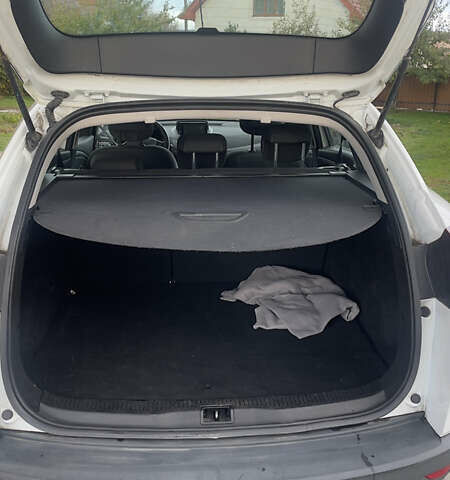 Рено Меган 2013 в Локачи на Automoto.ua Белый Рено Меган, объемом двигателя 1.5 л и пробегом 290 тыс. км за 7500 $, фото 7 на Automoto.ua