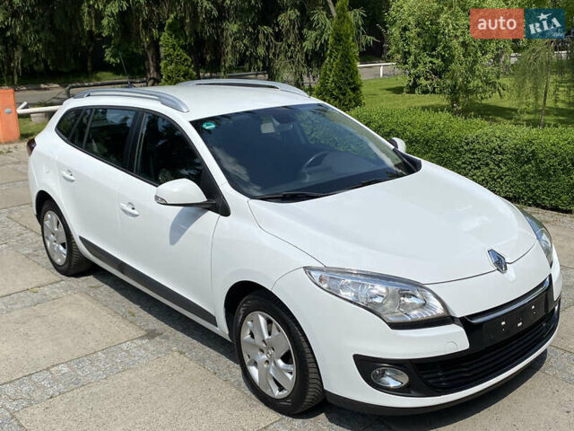 Белый Рено Меган, объемом двигателя 1.5 л и пробегом 241 тыс. км за 7800 $, фото 11 на Automoto.ua