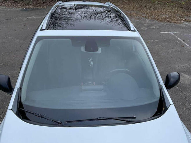 Белый Рено Меган, объемом двигателя 1.46 л и пробегом 308 тыс. км за 8700 $, фото 5 на Automoto.ua