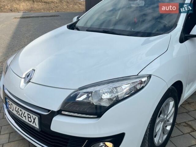 Білий Рено Меган, об'ємом двигуна 1.46 л та пробігом 259 тис. км за 7699 $, фото 4 на Automoto.ua