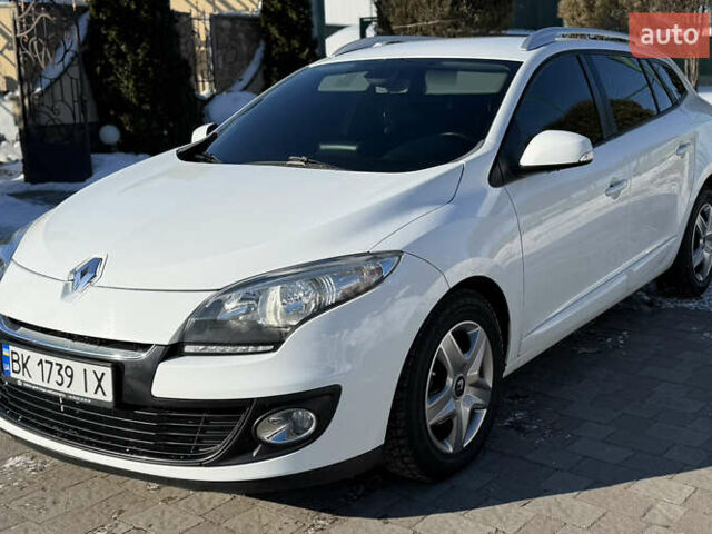 Білий Рено Меган, об'ємом двигуна 1.5 л та пробігом 271 тис. км за 7300 $, фото 1 на Automoto.ua
