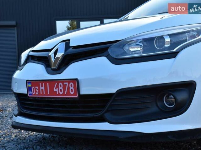 Белый Рено Меган, объемом двигателя 1.46 л и пробегом 252 тыс. км за 7800 $, фото 18 на Automoto.ua