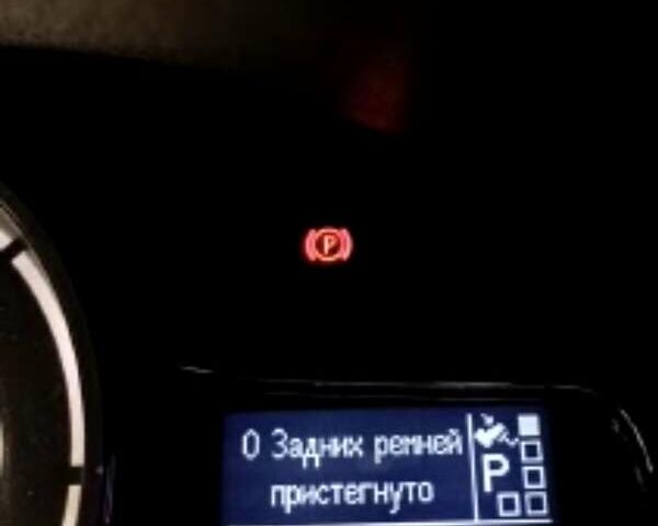 Белый Рено Меган, объемом двигателя 1.5 л и пробегом 210 тыс. км за 8500 $, фото 13 на Automoto.ua
