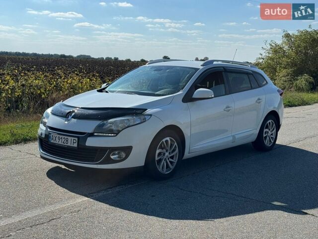 Белый Рено Меган, объемом двигателя 1.46 л и пробегом 227 тыс. км за 6900 $, фото 2 на Automoto.ua