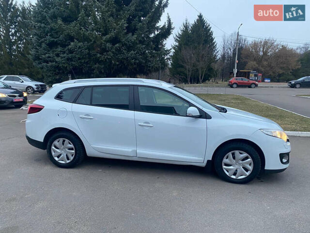 Белый Рено Меган, объемом двигателя 1.2 л и пробегом 146 тыс. км за 6600 $, фото 19 на Automoto.ua