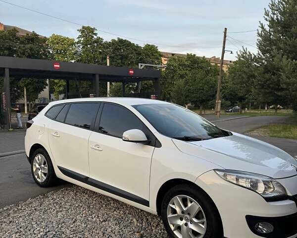 Білий Рено Меган, об'ємом двигуна 1.5 л та пробігом 220 тис. км за 7200 $, фото 37 на Automoto.ua