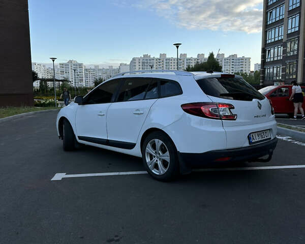 Білий Рено Меган, об'ємом двигуна 1.5 л та пробігом 402 тис. км за 7800 $, фото 6 на Automoto.ua