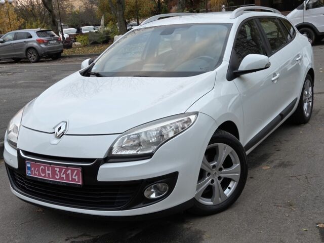 Белый Рено Меган, объемом двигателя 1.5 л и пробегом 226 тыс. км за 7300 $, фото 6 на Automoto.ua