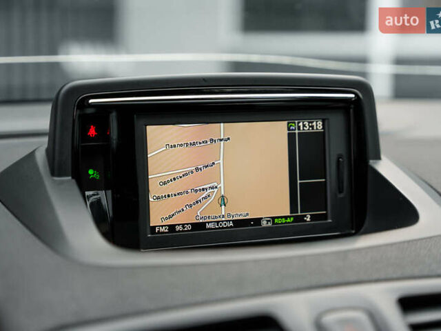 Белый Рено Меган, объемом двигателя 1.46 л и пробегом 291 тыс. км за 6200 $, фото 32 на Automoto.ua