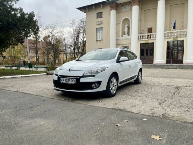 Белый Рено Меган, объемом двигателя 1.5 л и пробегом 286 тыс. км за 6999 $, фото 1 на Automoto.ua