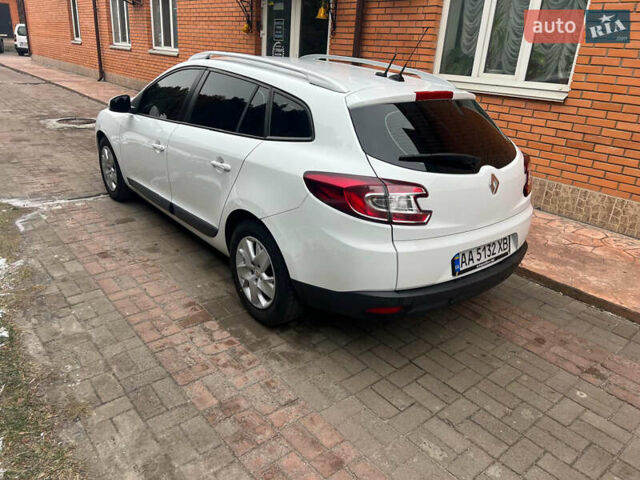 Белый Рено Меган, объемом двигателя 1.46 л и пробегом 290 тыс. км за 7300 $, фото 4 на Automoto.ua
